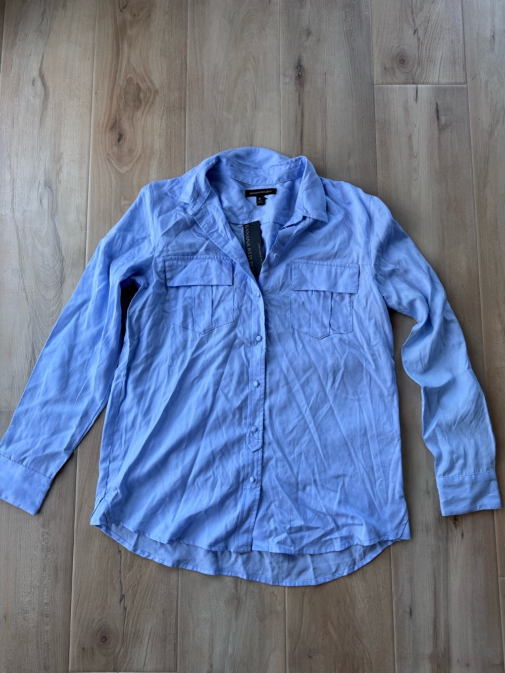 NWT Banana Republic Long Sleeve Utility Button-Up Tencel Shirt Size Medium